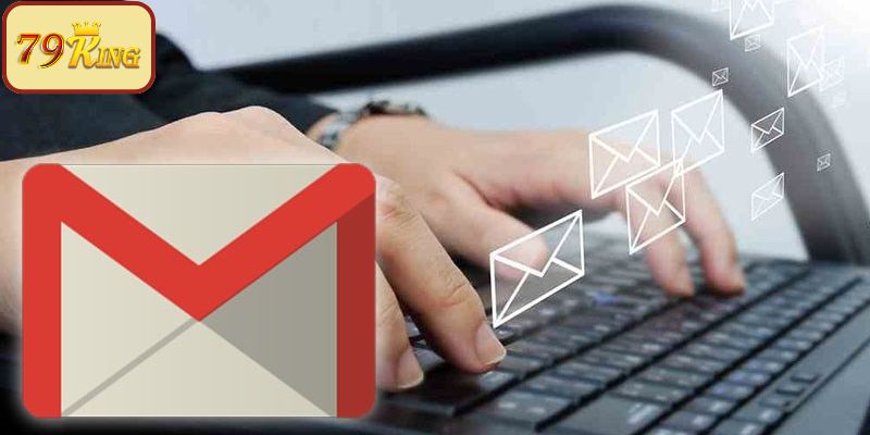Liên hệ qua email hoặc hotline giải đáp kịp thời